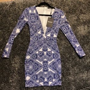 MISSGUIDED deep plunge dress 😍